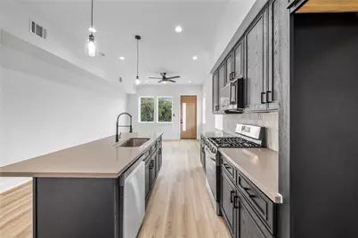 7901 Cora Street #B, Houston, TX 77088 - Photo 3