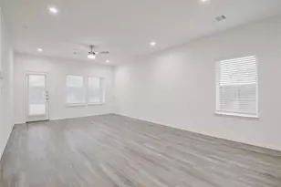 1055 Llano Trl, Dayton, TX 77535 - Photo 13