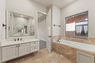 5459 John Dreaper Dr, Houston, TX 77056 - Photo 13