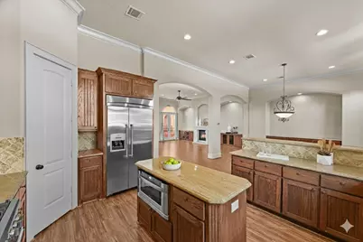5459 John Dreaper Drive, Houston, TX 77056 - Photo 11