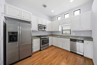 2710 Hullsmith Drive #901, Houston, TX 77063 - Photo 11