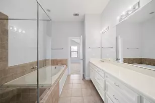 2710 Hullsmith Dr, Houston, TX 77063 - Photo 21