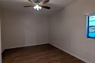 111 Laurel Oaks, Bastrop, TX 78602 - Photo 23