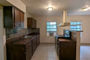 111 Laurel Oaks, Bastrop, TX 78602 - Photo 13