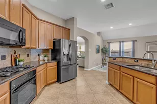 11638 Kensal Bay Ln, Tomball, TX 77377 - Photo 11
