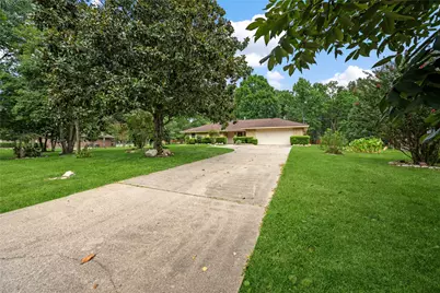 140 Pine Valley Drive, Livingston, TX 77351 - Photo 1