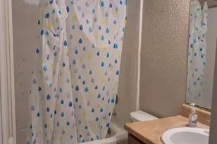 8100 Creekbend Dr, Houston, TX 77071 - Photo 13