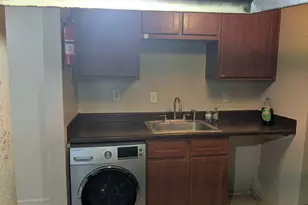 8100 Creekbend Dr, Houston, TX 77071 - Photo 9