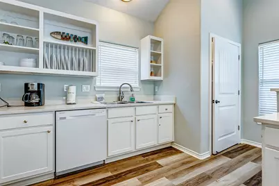 877 Palmetto Drive, Crystal Beach, TX 77650 - Photo 19
