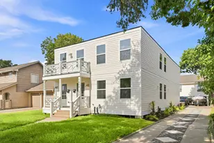 1608 31st St, Galveston, TX 77550 - Photo 1