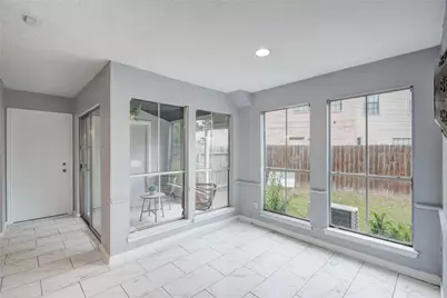 10603 Mills Circle, Houston, TX 77070 - Photo 9