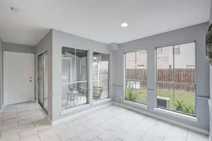 10603 Mills Cir, Houston, TX 77070 - Photo 9