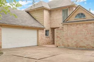 10603 Mills Cir, Houston, TX 77070 - Photo 27