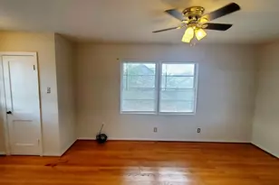 4427 Jefferson St, Houston, TX 77023 - Photo 9