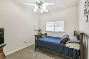 7527 Windsor Valley Ln, Houston, TX 77049 - Photo 31