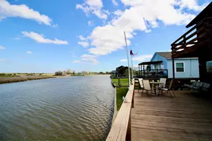 215 Redfish Dr, Freeport, TX 77541 - Photo 21