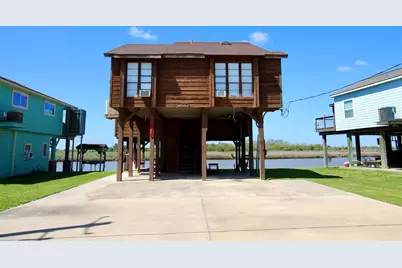 215 Redfish Drive, Freeport, TX 77541 - Photo 3