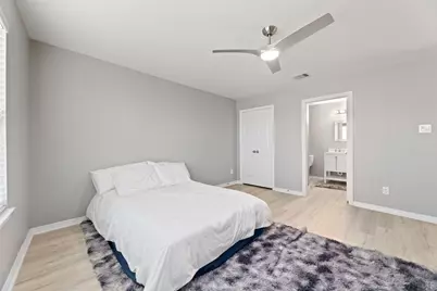 709 N Bayshore Drive, La Porte, TX 77571 - Photo 21