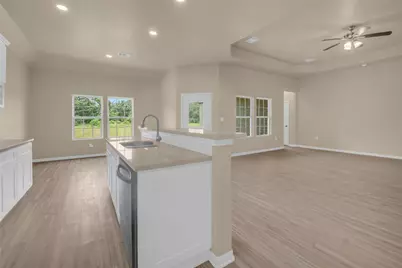 632 Mill Road, Angleton, TX 77515 - Photo 9