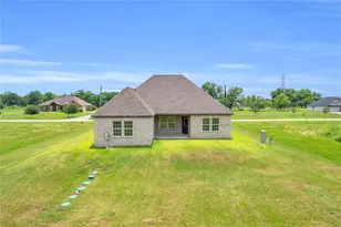 632 Mill Rd, Angleton, TX 77515 - Photo 31