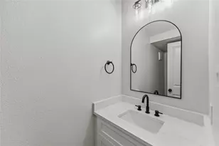 760 Lucky St, Houston, TX 77088 - Photo 19