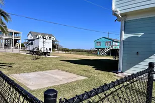 16506 Mansvelt Rd, Jamaica Beach, TX 77554 - Photo 33