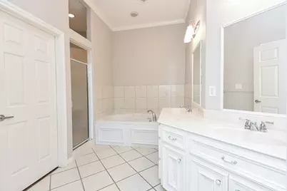 11102 Waxwing Street, Houston, TX 77035 - Photo 25