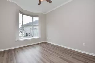 11102 Waxwing St, Houston, TX 77035 - Photo 15