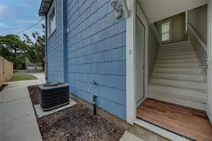 612 S Market St, Brenham, TX 77833 - Photo 11