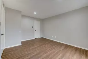 8519 Hearth Dr, Houston, TX 77054 - Photo 13