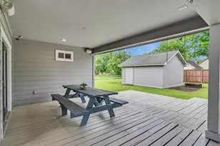 209 Schley St, Richwood, TX 77531 - Photo 17