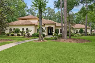 5 Magnolia Woods Dr, Kingwood, TX 77339 - Photo 1