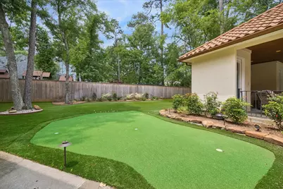 5 Magnolia Woods Drive, Kingwood, TX 77339 - Photo 3