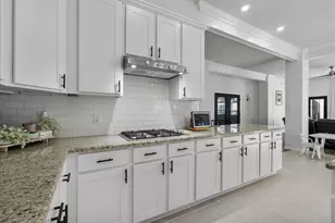 3606 Pedregal Dr, League City, TX 77573 - Photo 11