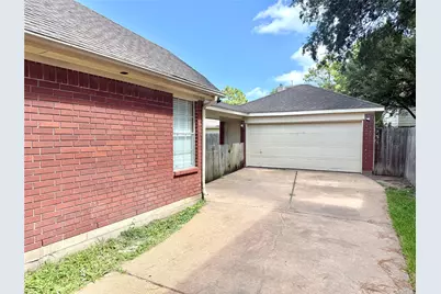 4230 Torrey Creek Lane, Houston, TX 77014 - Photo 5