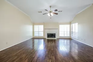 4230 Torrey Creek Ln, Houston, TX 77014 - Photo 9