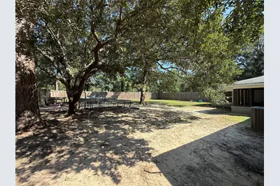 2725 E Railroad Street, Vidor, TX 77662 - Photo 21