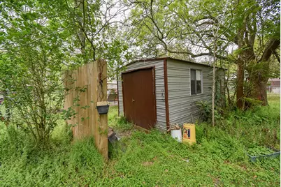 718 Partridge Lane, Eagle Lake, TX 77434 - Photo 27