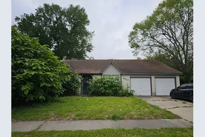 6927 Silver Star Drive, Houston, TX 77086 - Photo 9