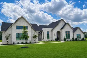 10372 Charlinda Ln, Bryan, TX 77808 - Photo 1