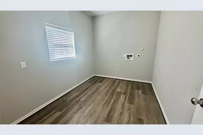 268 Sunrise Drive, Livingston, TX 77351 - Photo 13