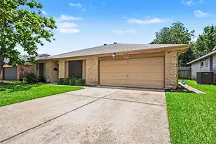 8518 Ashwyne Ln, La Porte, TX 77571 - Photo 3