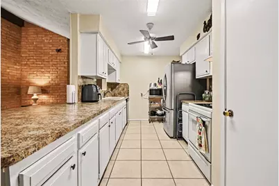 8518 Ashwyne Lane, La Porte, TX 77571 - Photo 9