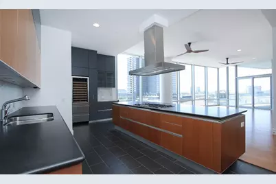 2727 Kirby Drive #10B, Houston, TX 77098 - Photo 13