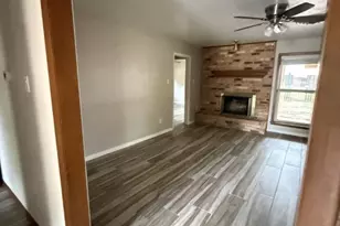 1418 NE 7th St, Smithville, TX 78957 - Photo 13