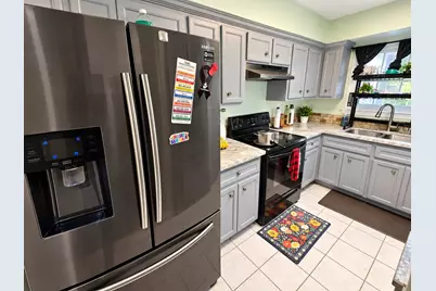 10112 Beekman Place Drive, Houston, TX 77043 - Photo 9