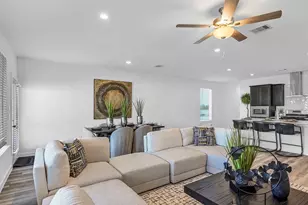 12313 Basilwood Dr, Houston, TX 77047 - Photo 21