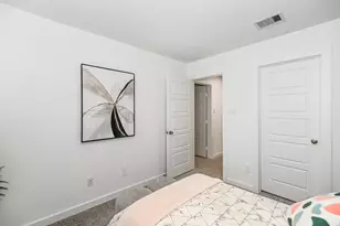 12313 Basilwood Dr, Houston, TX 77047 - Photo 9