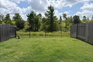 12313 Basilwood Dr, Houston, TX 77047 - Photo 3
