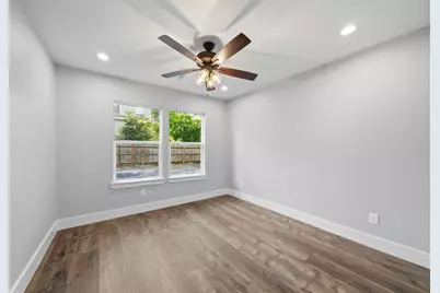 1210 Crockett Street, Houston, TX 77007 - Photo 15